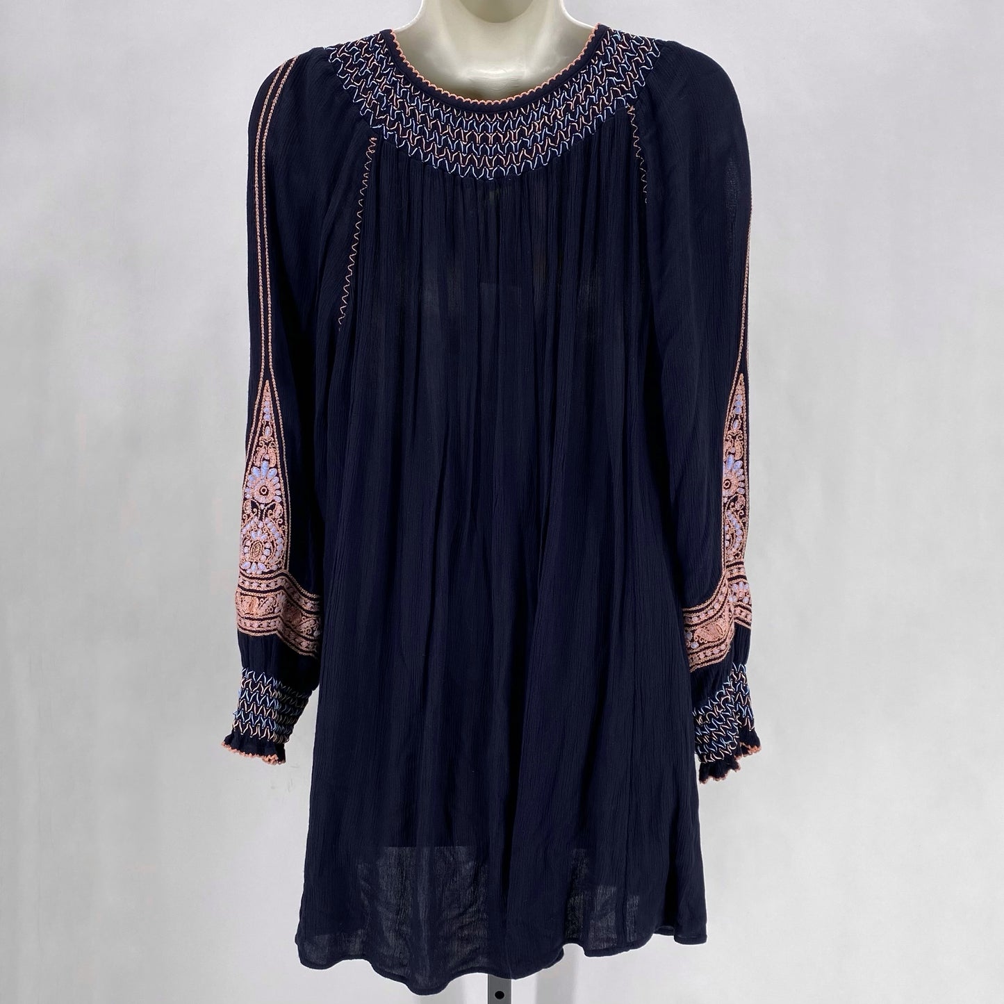 Size S FREE PEOPLE Tunic