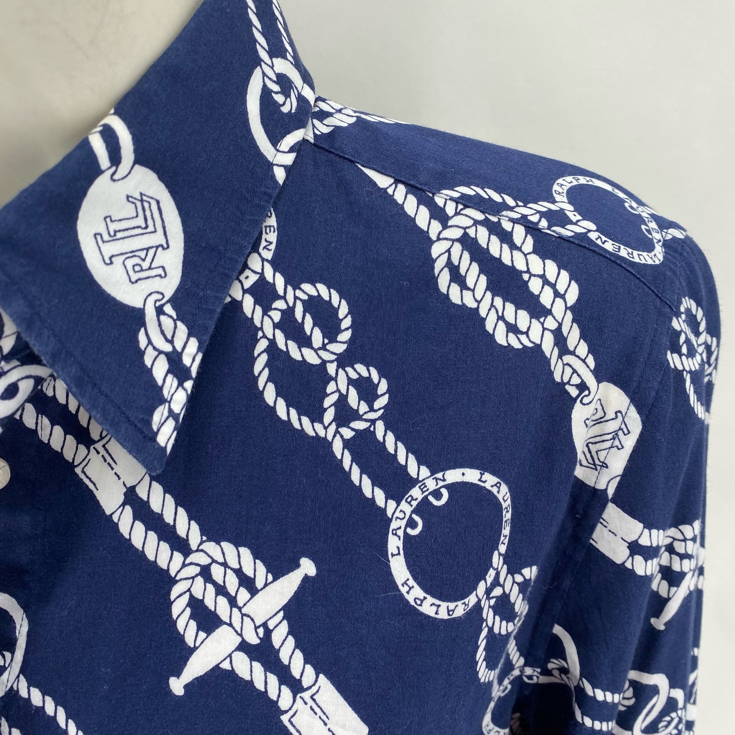 Size M RALPH LAUREN ROPE Shirt