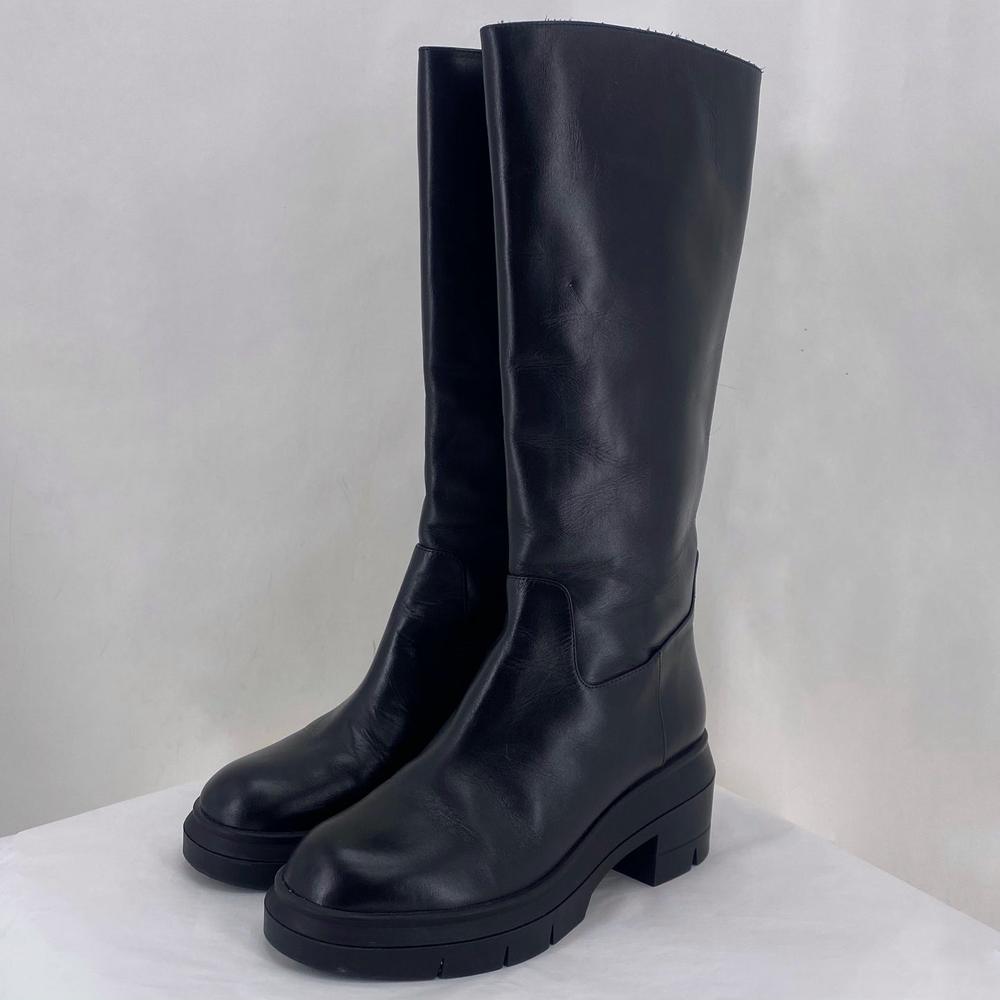 Black W Shoe Size 7 STUART WEITZMAN Boots