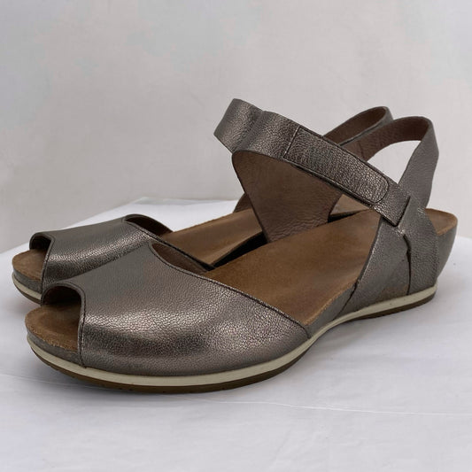 Bronze W Shoe Size 39 DANSKO Sandals