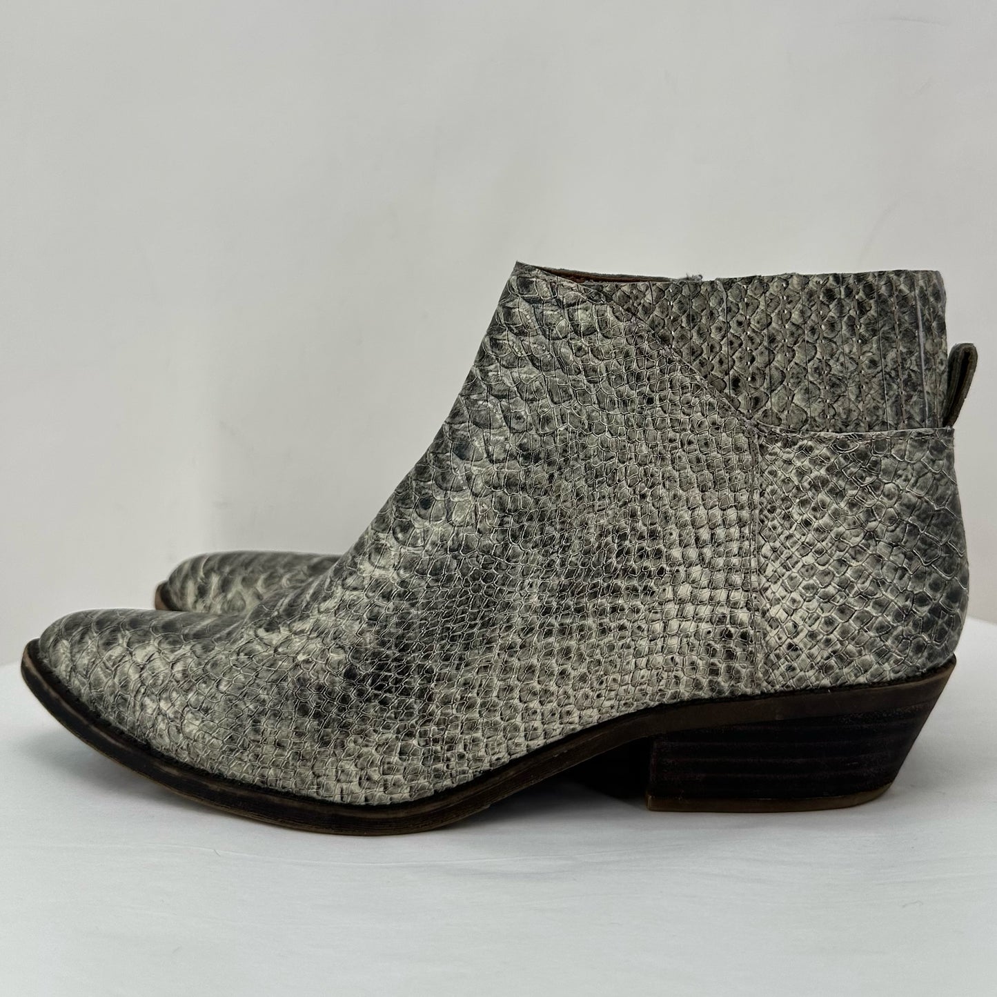 BLACK/GRAY W Shoe Size 7.5 LUCKY BRAND Boots