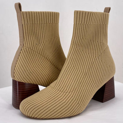 Tan W Shoe Size 5.5 SAKS FIFTH AVENUE Boots