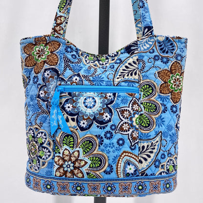 LT BLUE VERA BRADLEY FABRIC Tote