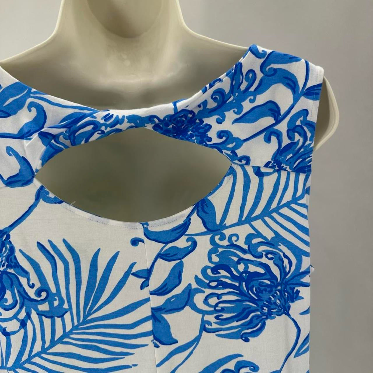 Size L LILLY PULITZER Floral Dress