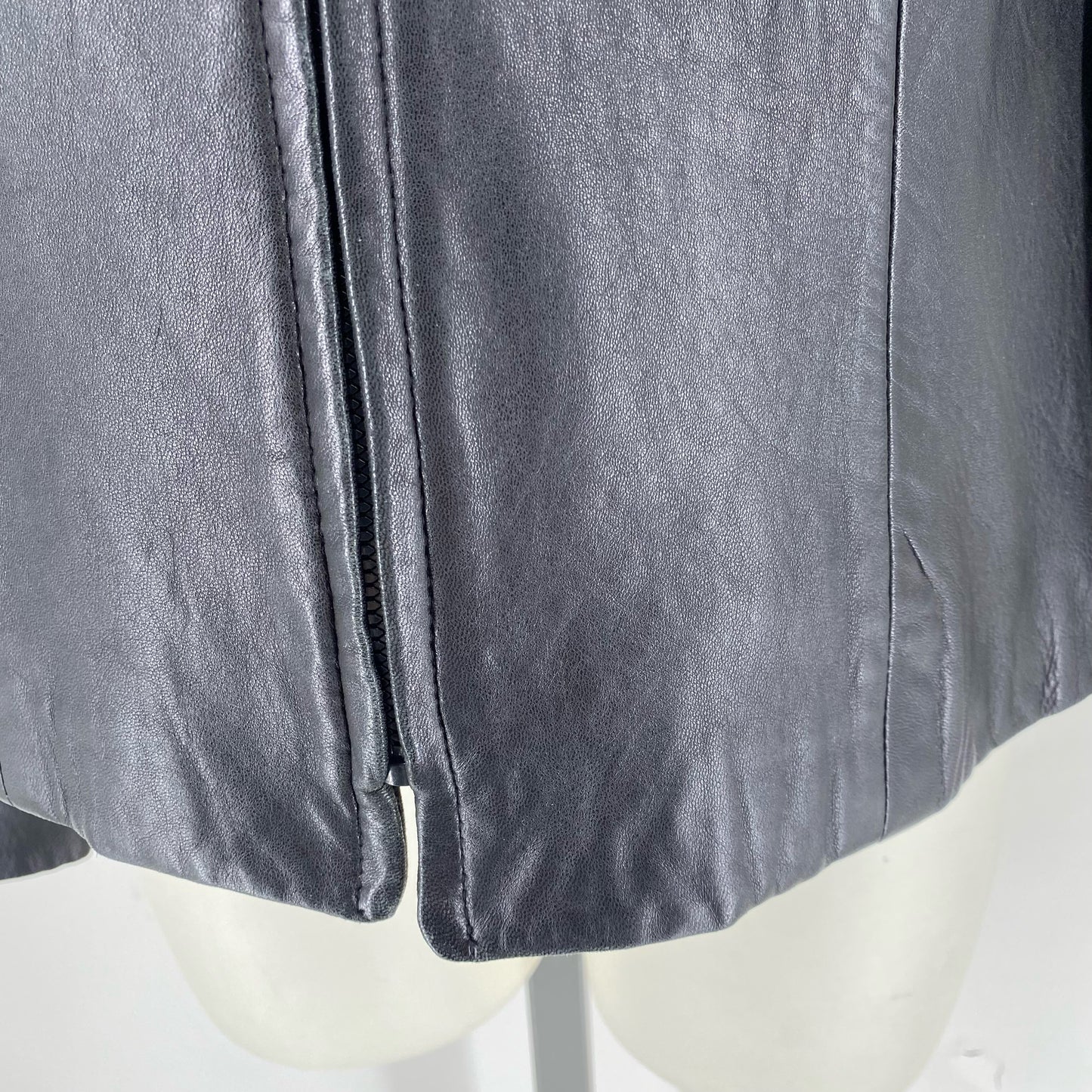 Size 8 JACQUELINE FERRAR Leather Jacket (Outdoor)