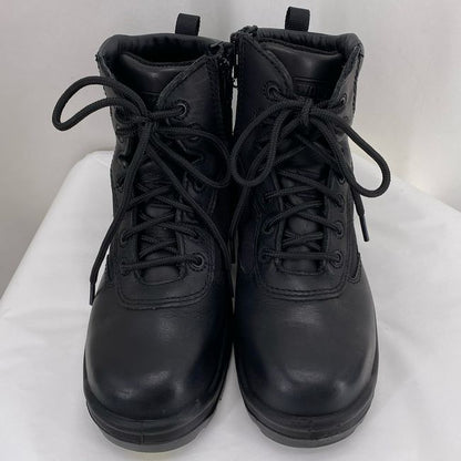 Black W Shoe Size 7 Boots