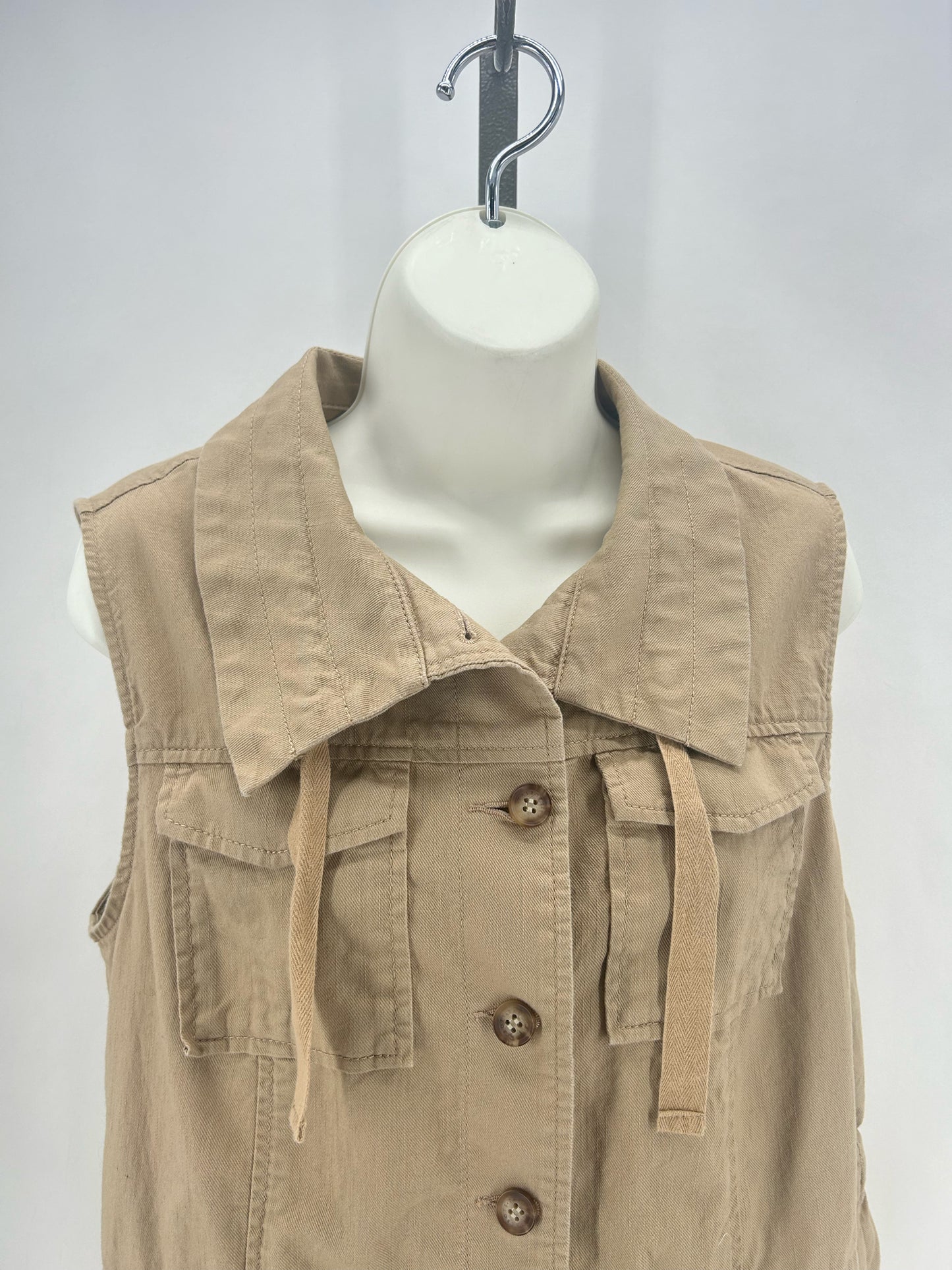 Size M TALBOTS Vest