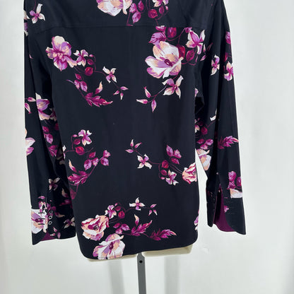 Size 1 CHICO'S FLOWERS Shirt