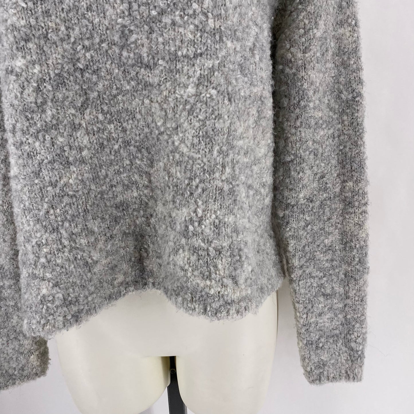 Size L AERIE Sweater