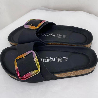 Black W Shoe Size 7 Sandals