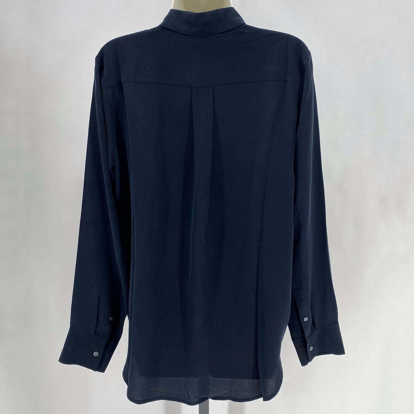 Size 8 EVERLANE Silk Shirt