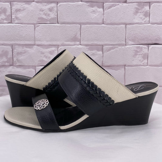 BLACK/WHITE W Shoe Size 8.5 BRIGHTON Sandals