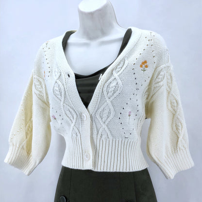 Size M ORIGINALITY Sweater