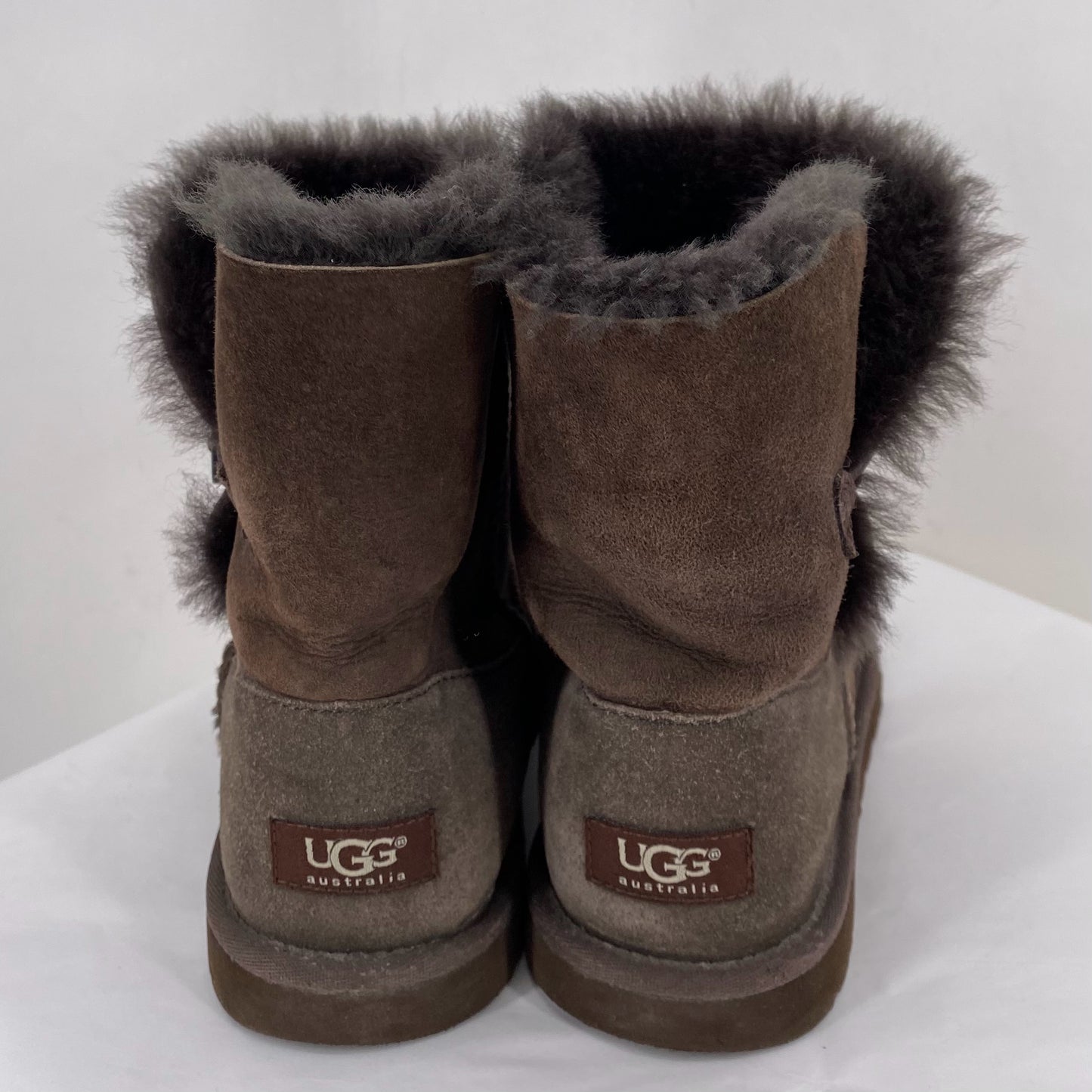 BROWN W Shoe Size 6 UGG Boots