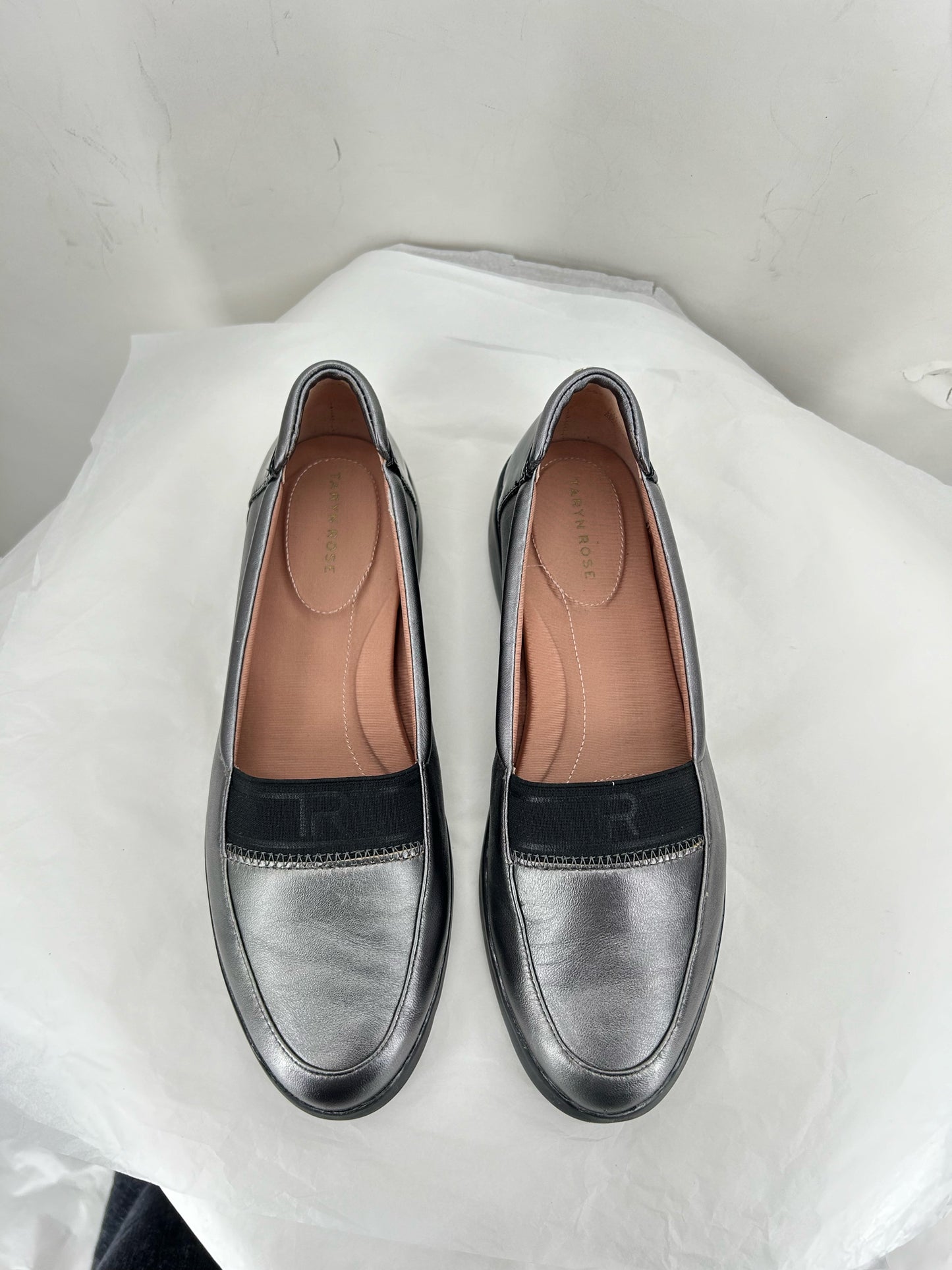 Silver W Shoe Size 9.5 TARYN ROSE Loafer