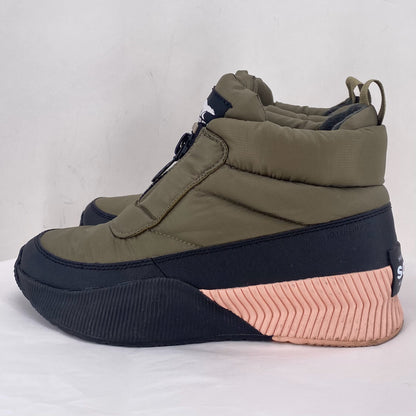 Green W Shoe Size 8 SOREL shooties/booties