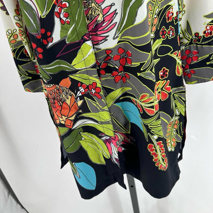 Size 0 CHICO'S Floral Tunic