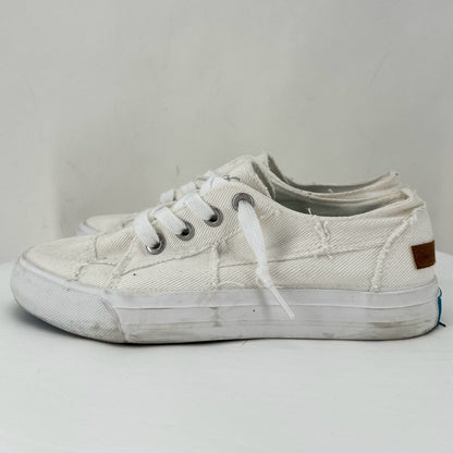 White W Shoe Size 7 BLOWFISH Sneakers