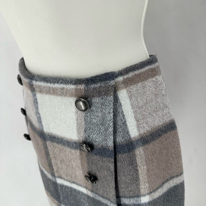 Size M FOREVER 21 Plaid Skirt