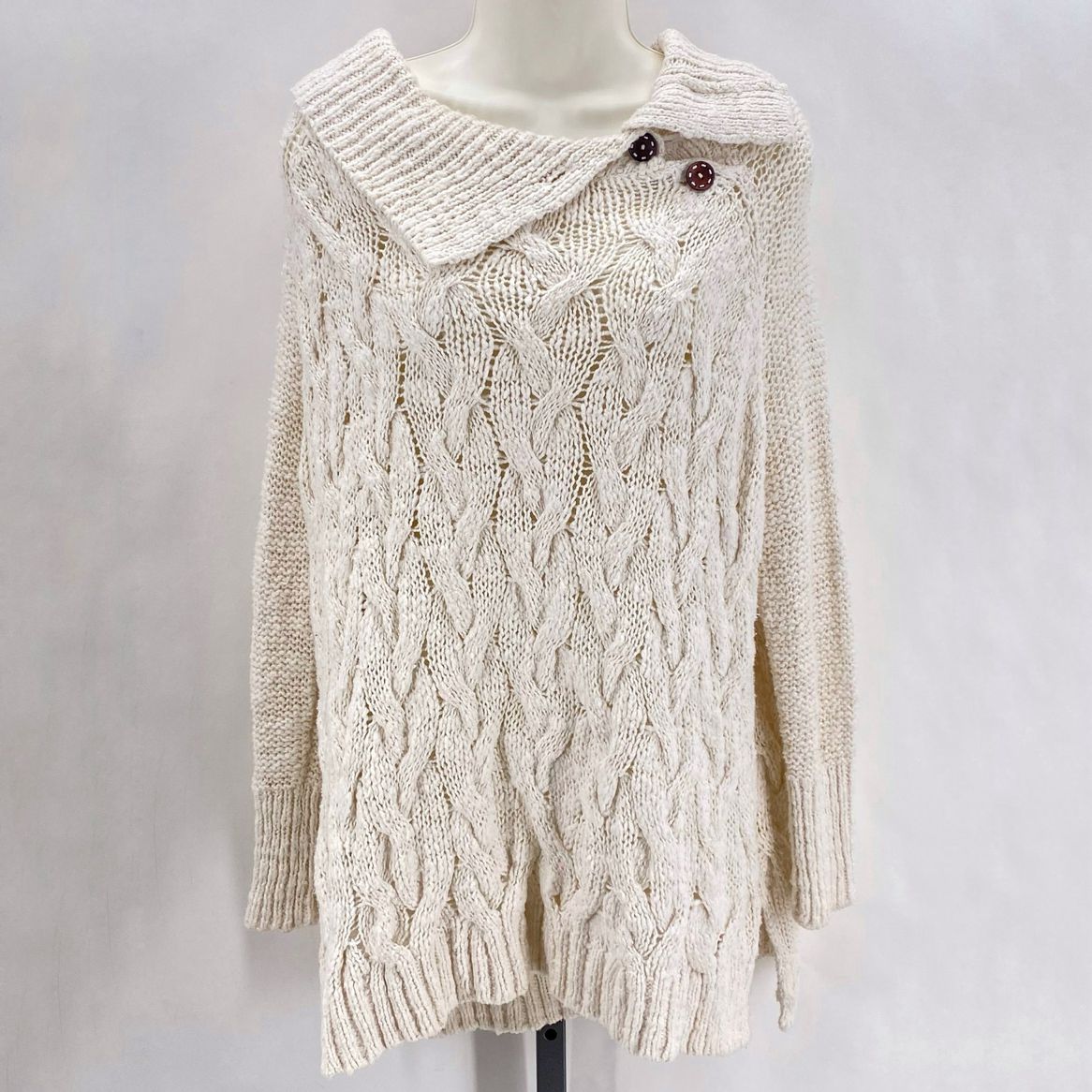 Size XS FREE PEOPLE Knit Solid Sweater