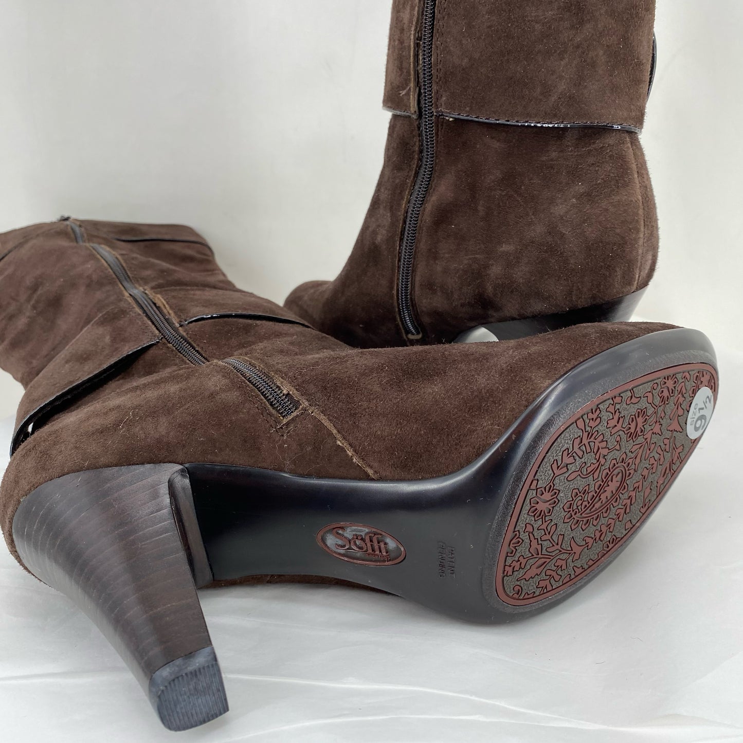 BROWN W Shoe Size 9.5 SOFFT Boots