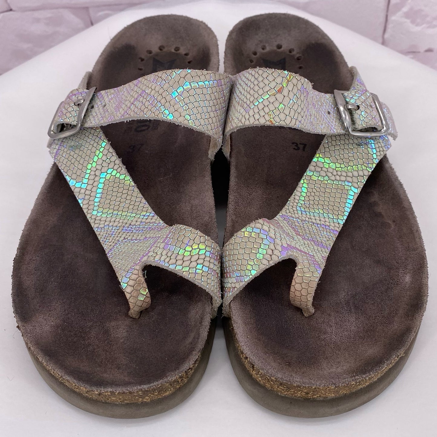 off white W Shoe Size 7 MEPHISTO Sandals