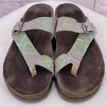 off white W Shoe Size 7 MEPHISTO Sandals