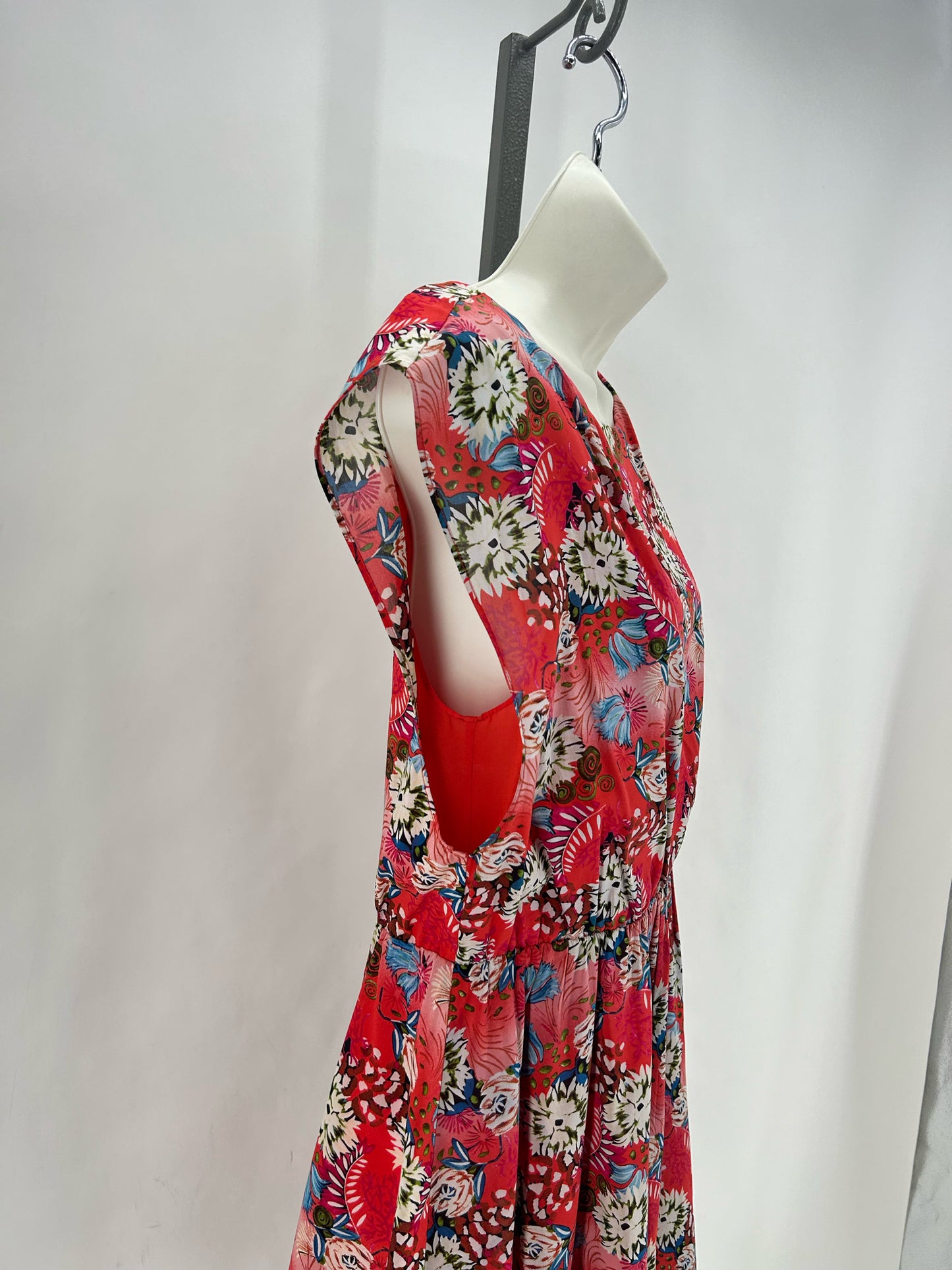 Size S ALICE & OLIVIA Silk Floral Dress