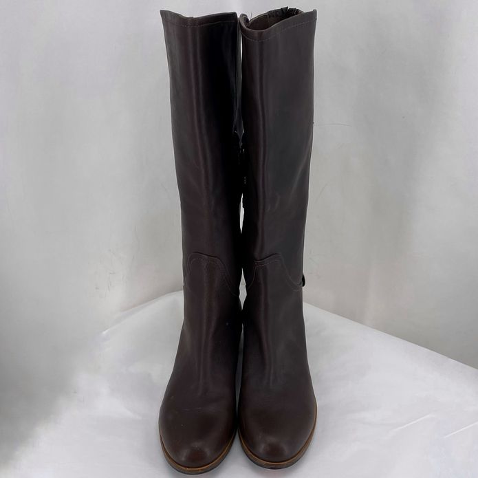 BROWN W Shoe Size 9 UGG Boots