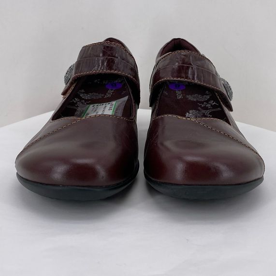 REDDISH BROWN W Shoe Size 8 TAOS Flats