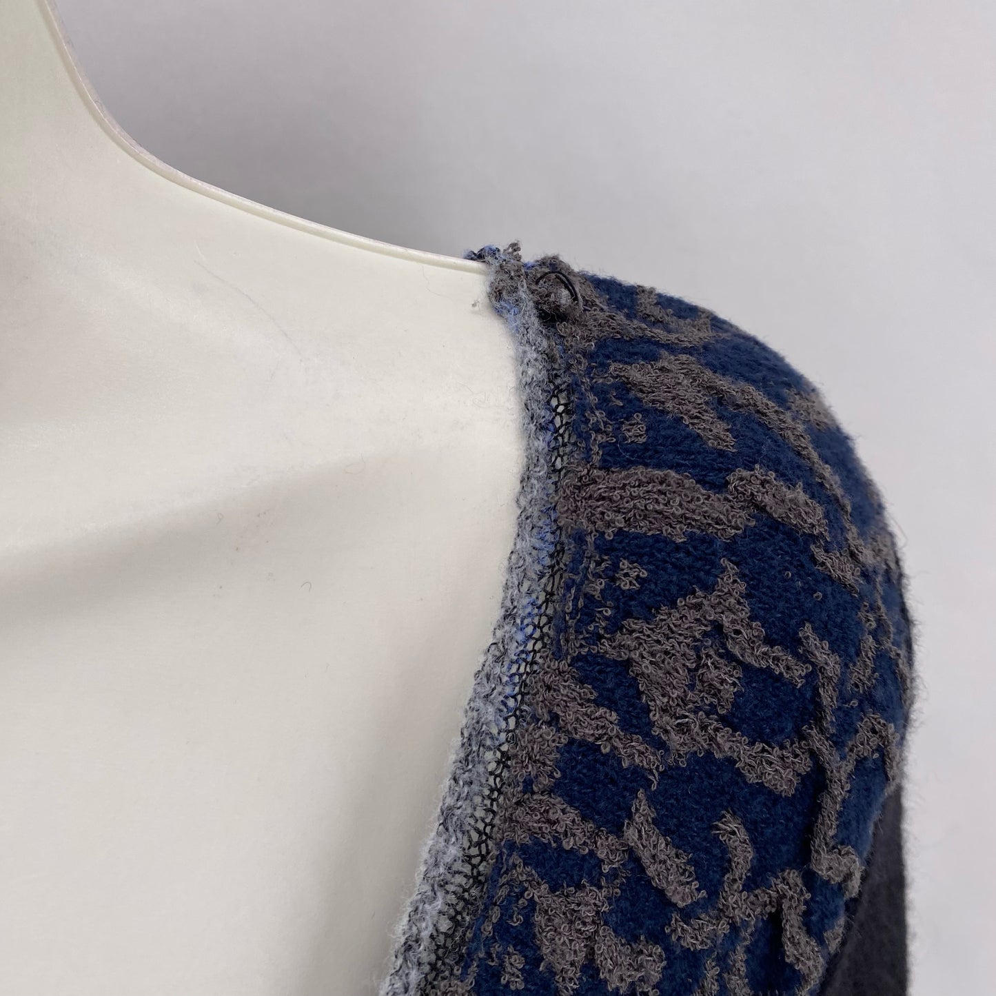 Size L FREE PEOPLE Sweater