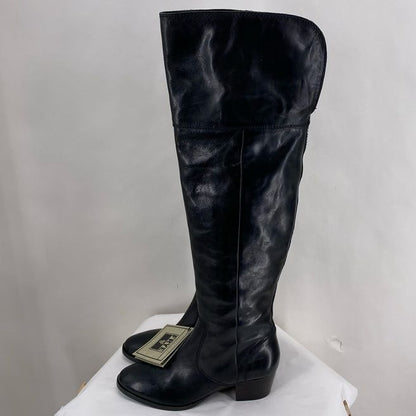 Black W Shoe Size 8 FRYE Boots