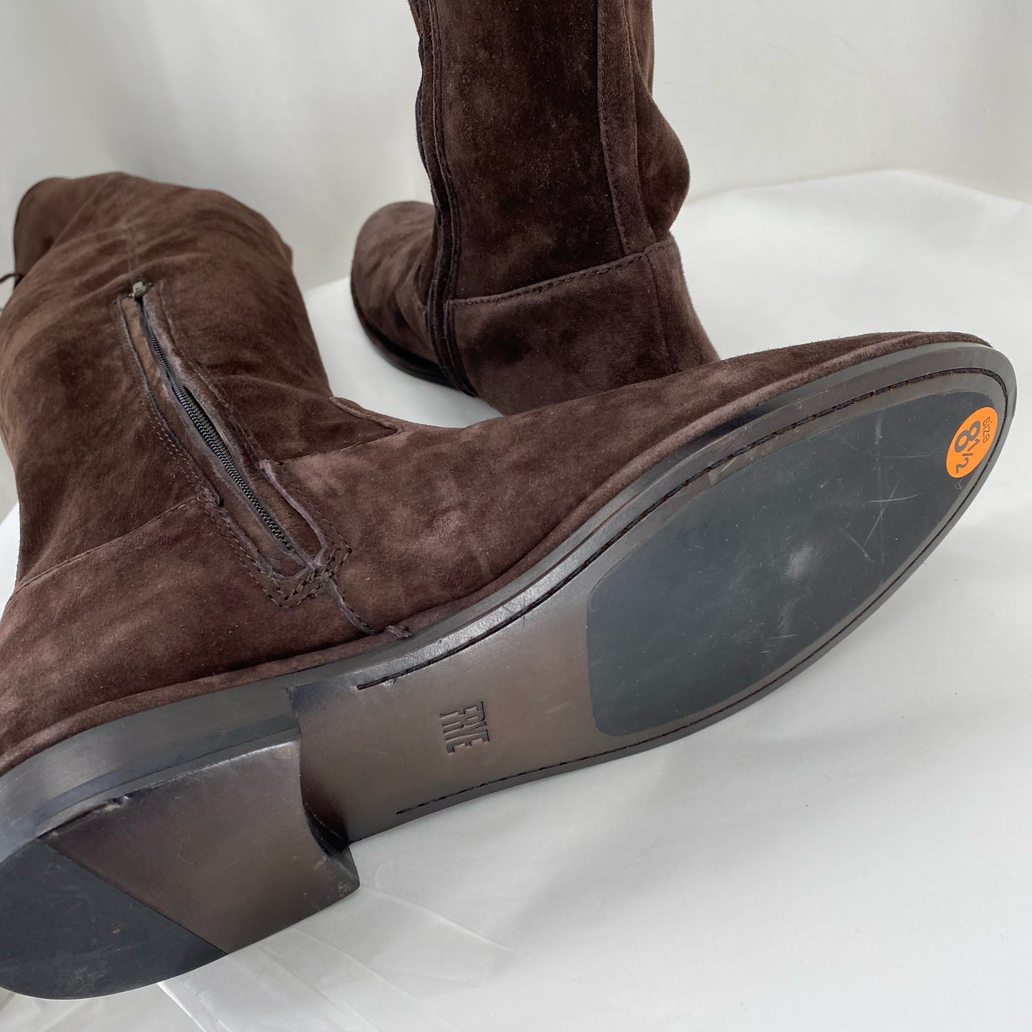 DARK BROWN W Shoe Size 8.5 FRYE Boots