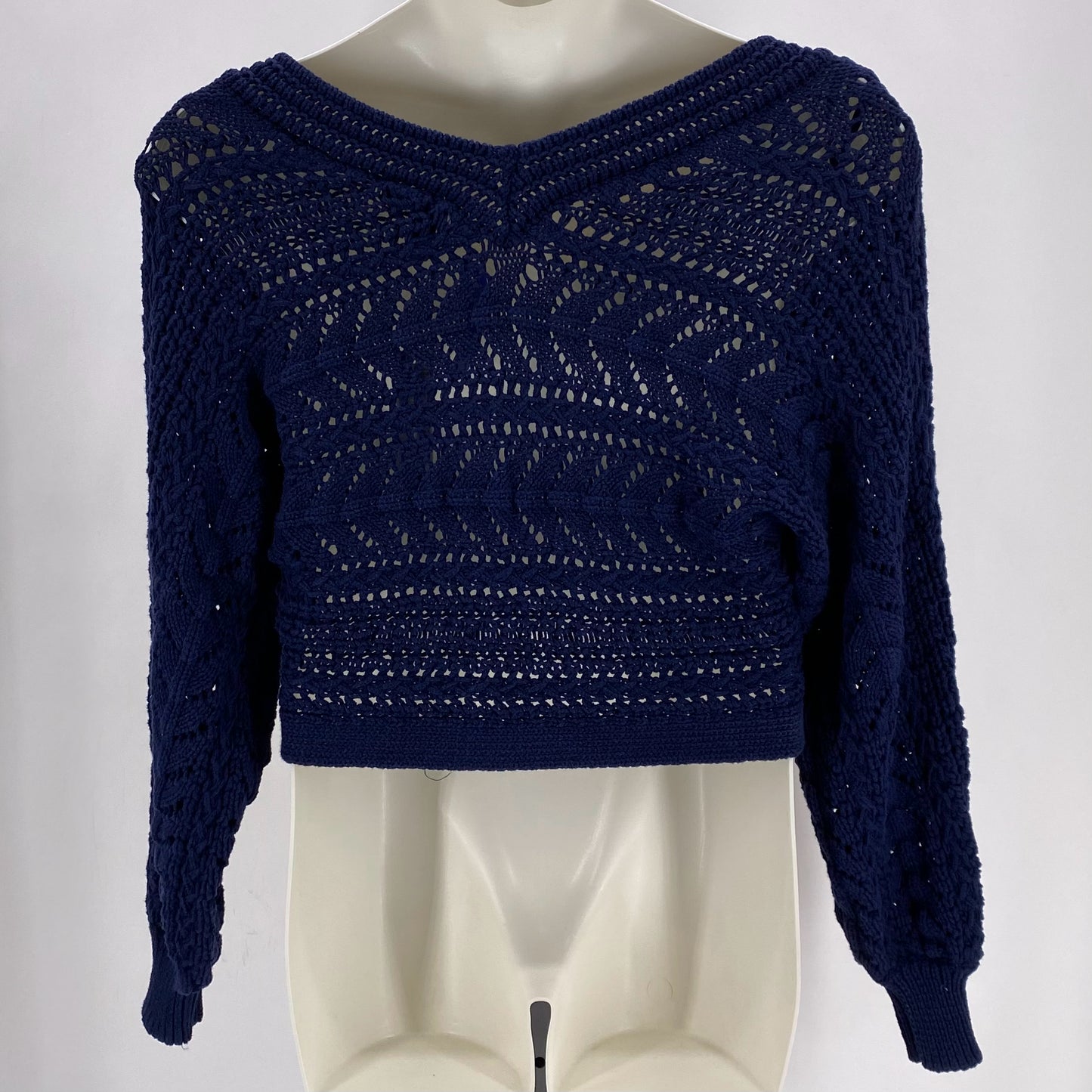 Size M WHITE HOUSE BLACK Sweater
