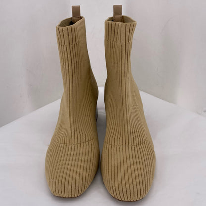 Tan W Shoe Size 5.5 SAKS FIFTH AVENUE Boots