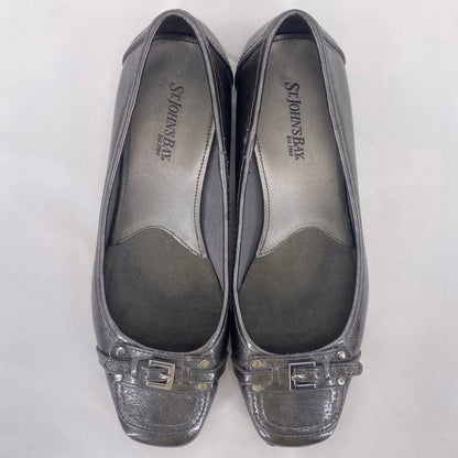 Silver W Shoe Size 7.5 st john bay Flats