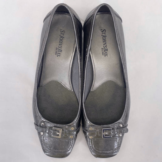 Silver W Shoe Size 7.5 st john bay Flats