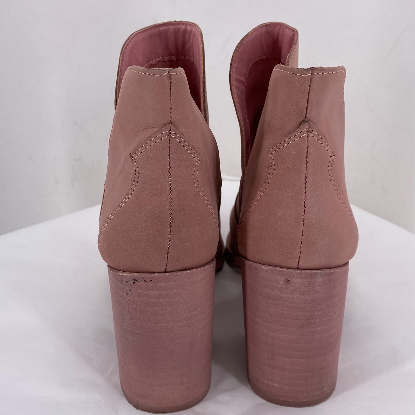 Pink W Shoe Size 7.5 STEVE MADDEN Boots