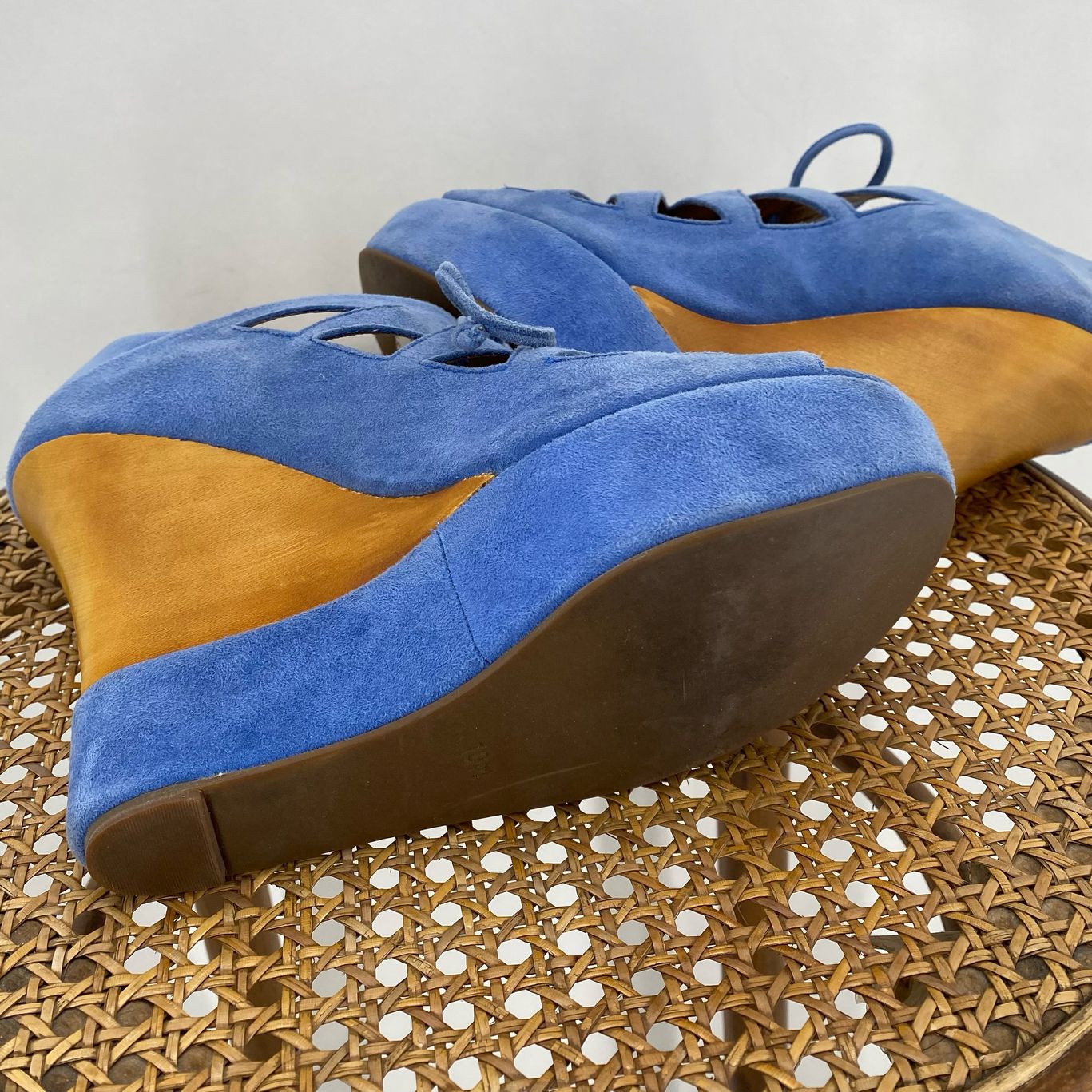 Blue W Shoe Size 10 JEFFREY CAMPBELL Wedge