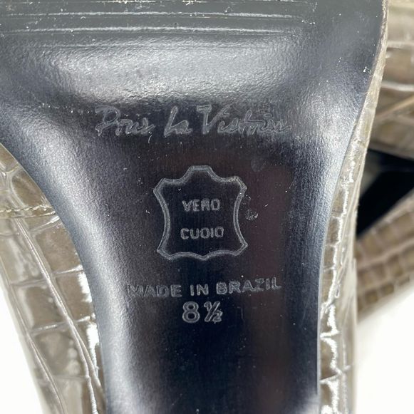 Taupe W Shoe Size 8.5 POUR LA VICTORIE shooties/booties
