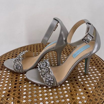 Silver W Shoe Size 7 BETSEY JOHNSON Sandals