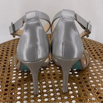 Silver W Shoe Size 7 BETSEY JOHNSON Sandals