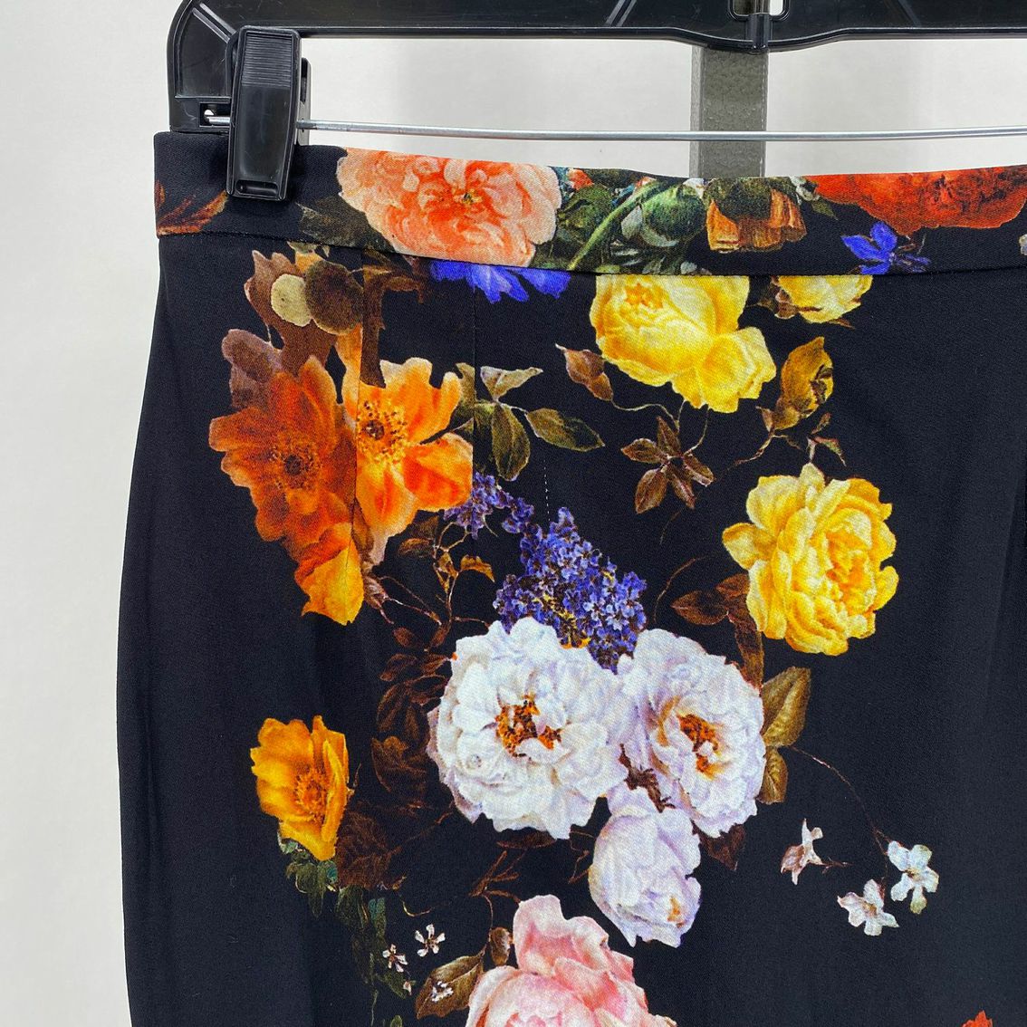 DOLCE & GABBANA Size 42 FLOWERS Skirt