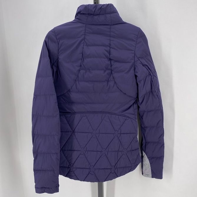 Size S/M LULULEMON Jacket (Outdoor)